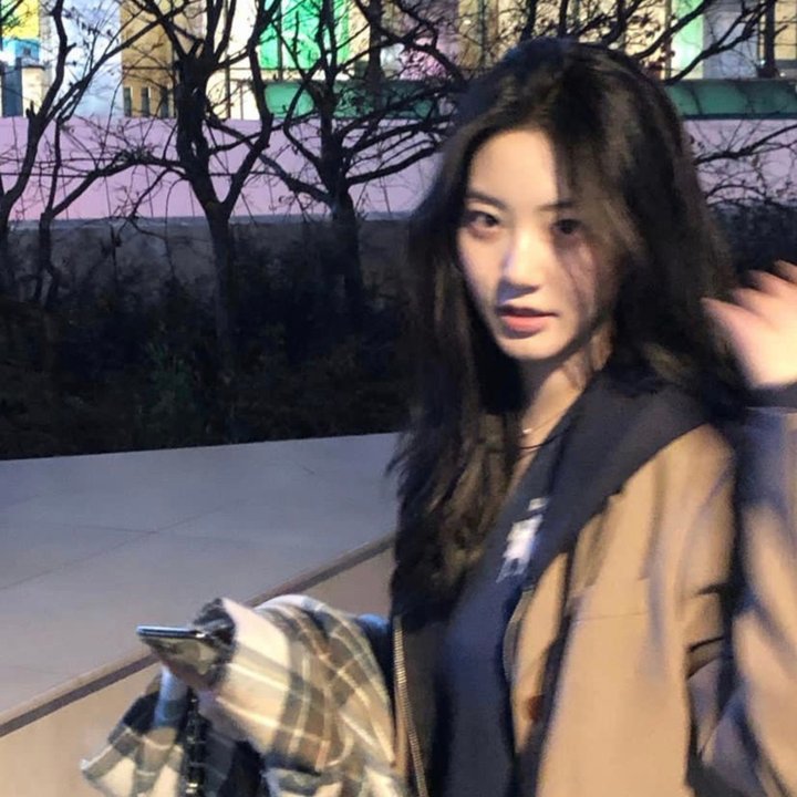 长跑八年她奔向白月光